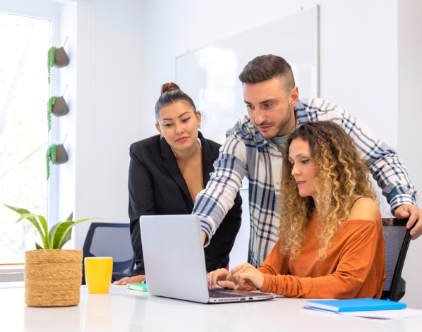 Communication Continue et Transparente